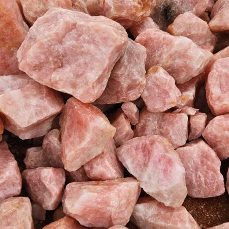 RAW ROSE QUARTZ (MEDIUM)